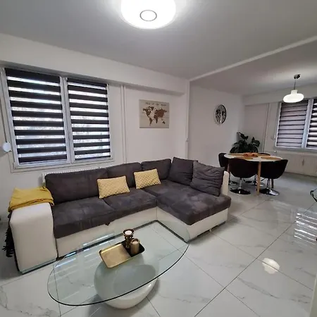 Le Reve Sauna Ecran Cinema Apartment