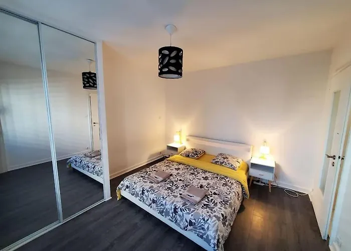 Apartment Le Reve Sauna Ecran Cinema